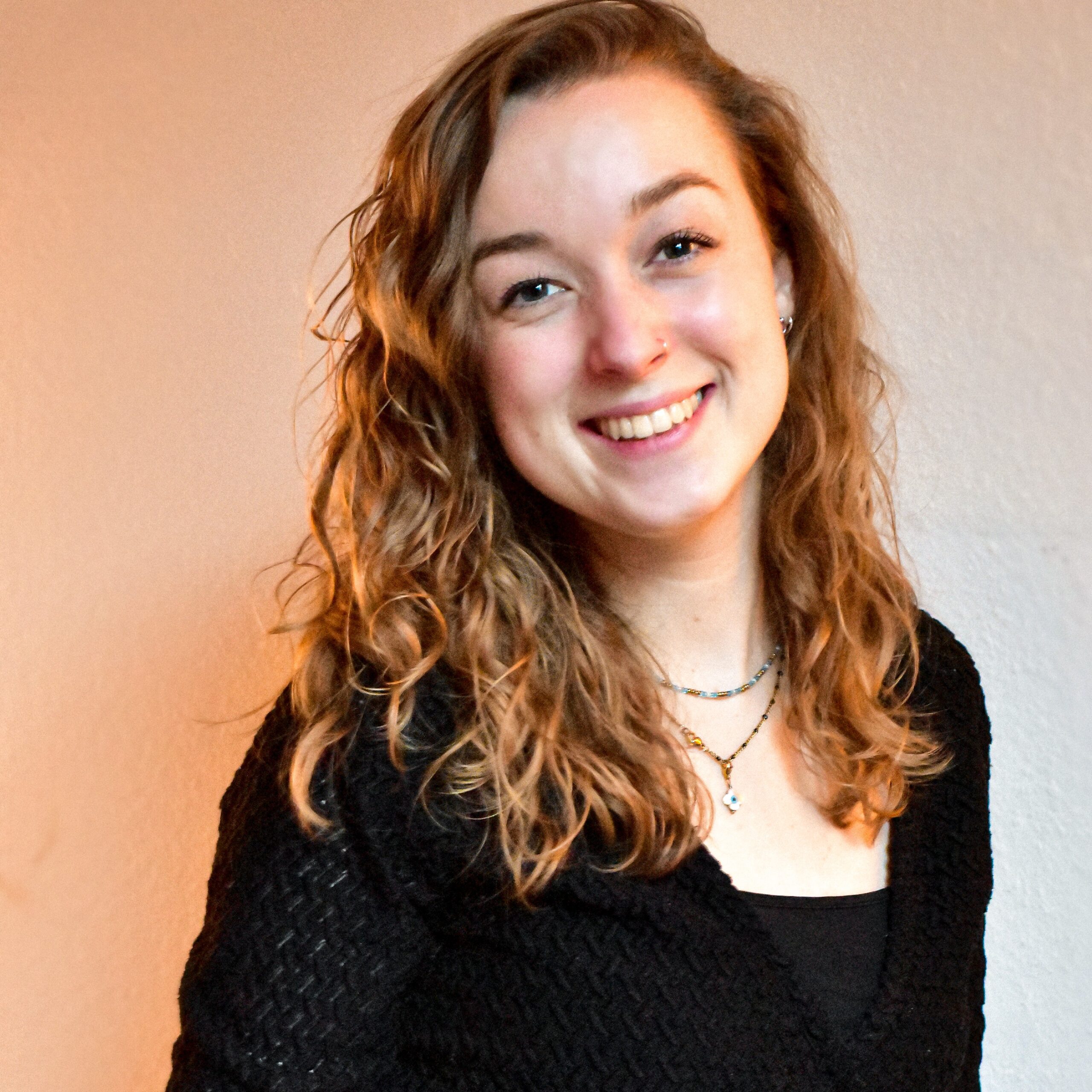 Edited with Afterlight SHINE Les Theaterkoor